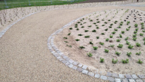 vegecol sti med chaussesten kanter plantebede